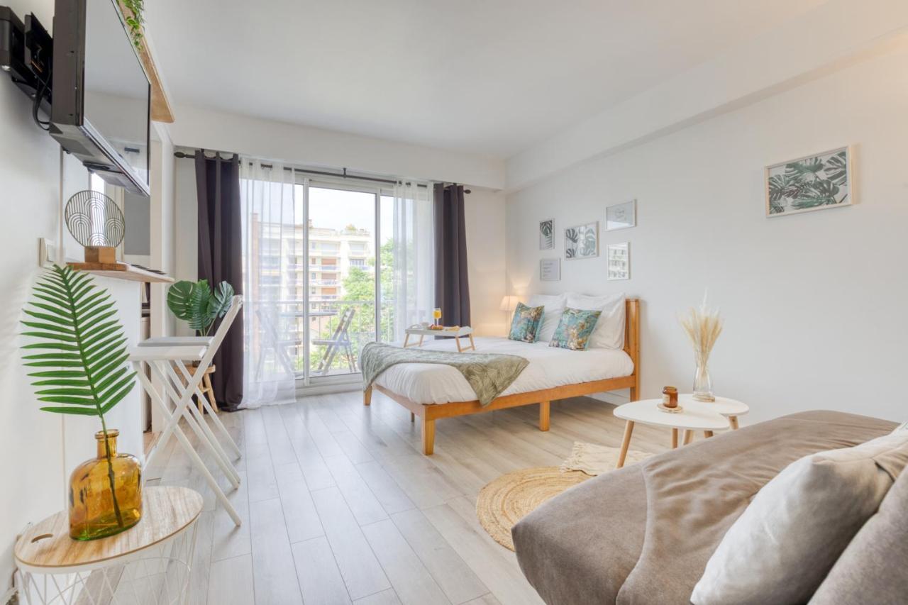 Zzzen Aux Portes De Paris Avec Parking Et Netflix 뱅센 외부 사진